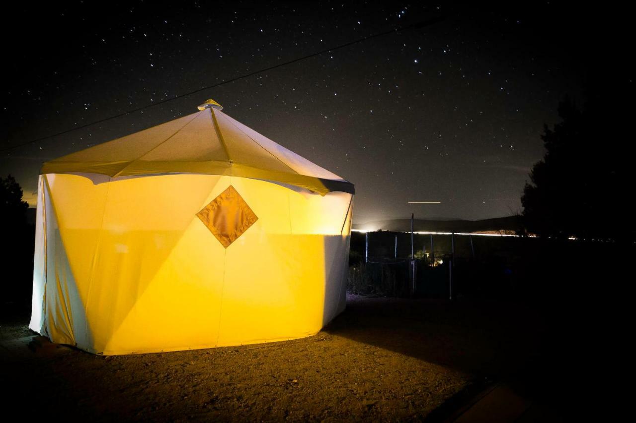 Cave, Yurt, Bubble And Other Glamping Adventures Hotel Sedona Eksteriør billede